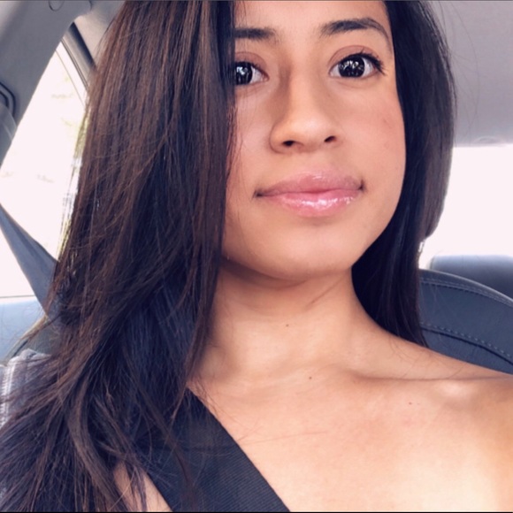 Meet your Posher, Dianne - Picture 1 of 1